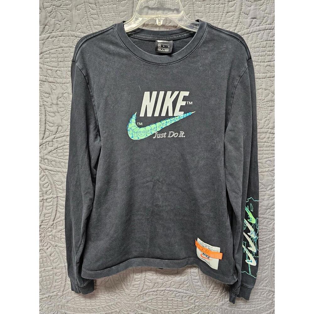 Nike Medium M  Sportswear Long Sleeve‎ Heavy T-Shirt Black Graphic Print DC2724